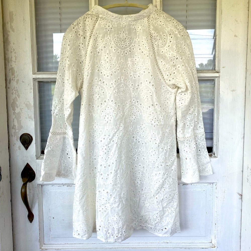 long sleeve white dress